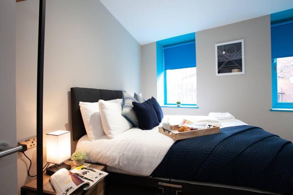 Stylish Central Location 2Bd Apartment Wigan Exterior photo