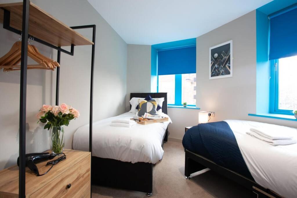 Stylish Central Location 2Bd Apartment Wigan Exterior photo